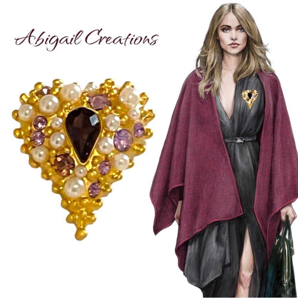 Abigail Creations Heart Shape Vintage Brooch Pin